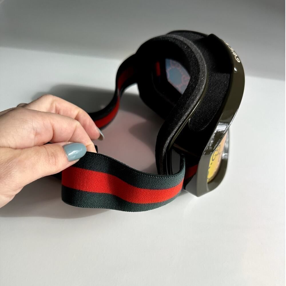 NEW Gucci SKI Mask ZEISS Lens GG1210S 003 Green MultiColor Red Unisex - Picture 9 of 11